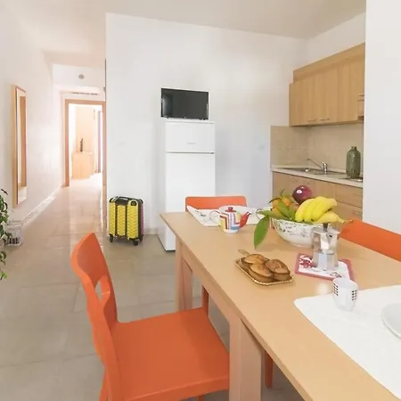 Apartment Le Del Mito *