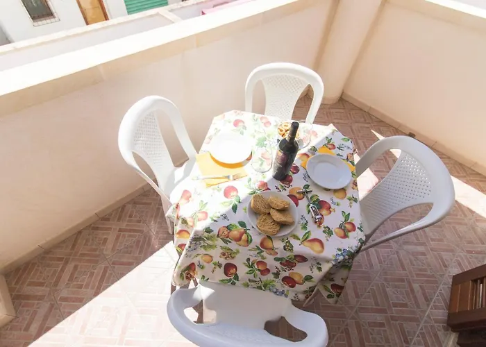 Le Del Mito Daire Torre dell'Orso